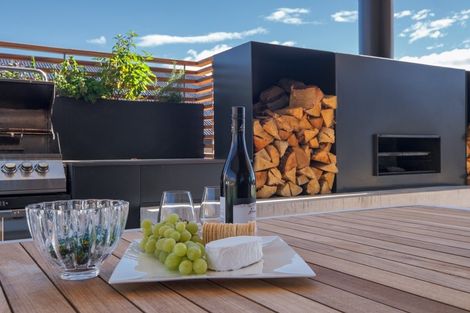 Photo of property in 3 Little Alpha Loop, Wanaka, 9305