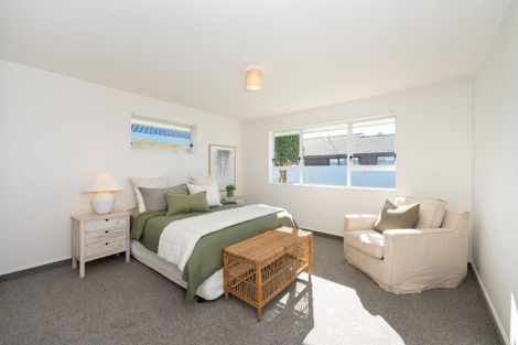 Photo of property in 2/432 Gloucester Street, Taradale, Napier, 4112