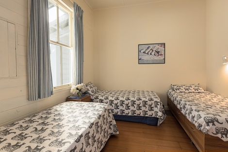 Photo of property in 8 Shoal Beach Road, Aramoana, Omakere, 4271