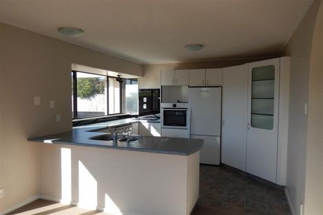 Photo of property in 6a Ropiha Street, Fitzroy, New Plymouth, 4312