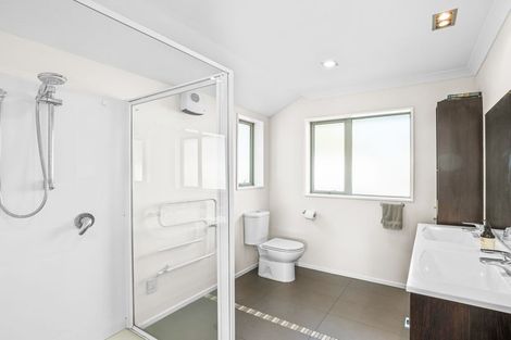 Photo of property in 26 Henley Close, Rolleston, 7614