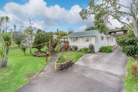 Photo of property in 2/26 Glenvar Road, Torbay, Auckland, 0630