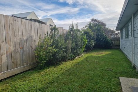 Photo of property in 18b Karewa Parade, Papamoa Beach, Papamoa, 3118