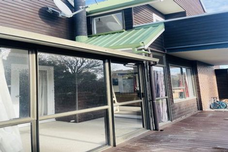 Photo of property in 2/35 Solway Avenue, Ilam, Christchurch, 8041