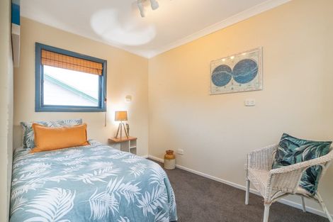 Photo of property in 108 Wellington Road, Paekakariki, 5034