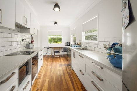 Photo of property in 2 Gear Street, Utuhina, Rotorua, 3015