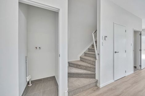 Photo of property in 345 Pakuranga Road, Pakuranga Heights, Auckland, 2010