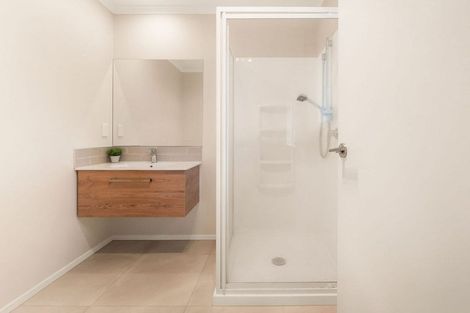 Photo of property in 27 Empire Crescent, Papamoa, 3118