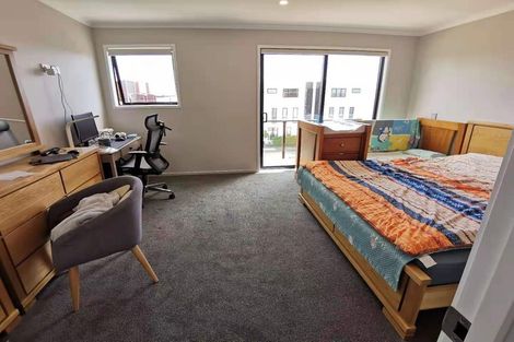 Photo of property in 117 Hobsonville Point Road, Hobsonville, Auckland, 0616