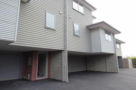 Photo of property in 172a Edgeware Road, Edgeware, Christchurch, 8013
