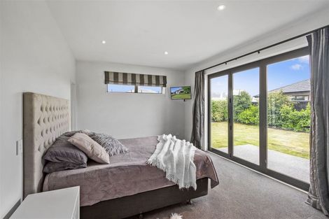 Photo of property in 22 Gilchrist Place, Kaiapoi, 7630