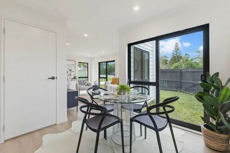 Photo of property in 559c Great South Road, Rosehill, Papakura, 2113