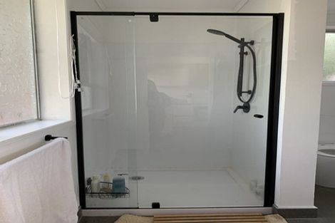 Photo of property in 1/31 Ivy Place, Birkdale, Auckland, 0626