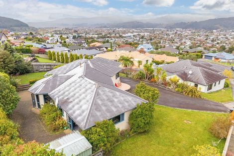 Photo of property in 34 Birkinshaw Grove, Riverstone Terraces, Upper Hutt, 5018
