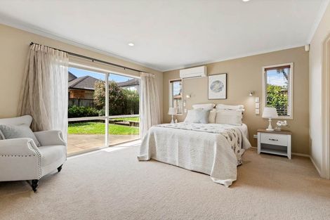Photo of property in 3 Borthwick Close, Flat Bush, Auckland, 2016