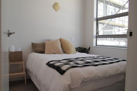 Photo of property in 24u7 Princess Terrace, Newtown, Wellington, 6021