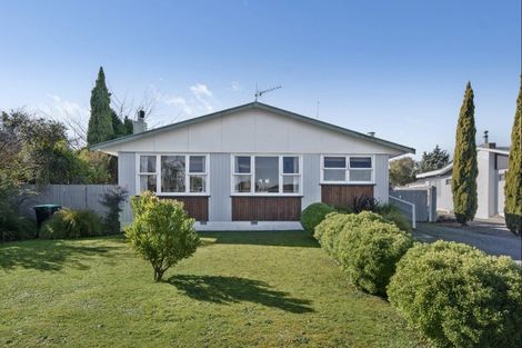 Photo of property in 21 Seddon Street, Carterton, 5713