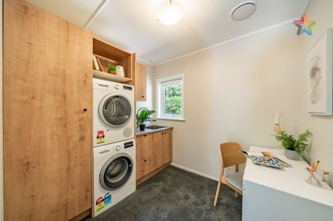 Photo of property in 23 Holmes Grove, Naenae, Lower Hutt, 5011