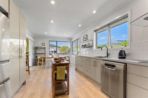 Photo of property in 9 Dryden Street, Stoke, Nelson, 7011