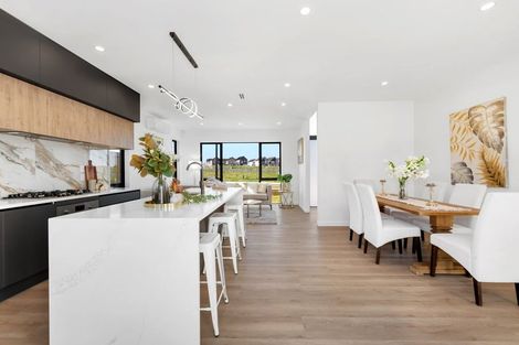 Photo of property in 14 Kobe Street, Karaka, 2580
