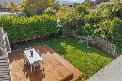 Photo of property in 13 Deller Grove, Silverstream, Upper Hutt, 5019