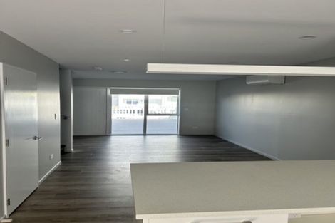 Photo of property in 2/39 Beresford Street, New Brighton, Christchurch, 8061