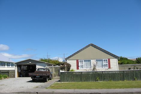 Photo of property in 4 Larsen Street, Westport, 7825