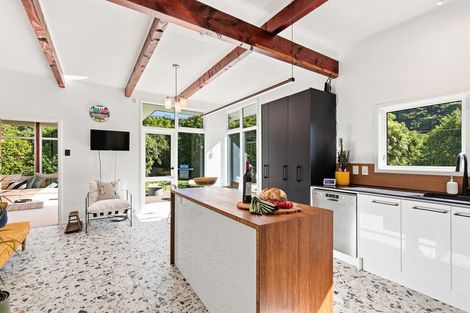 Photo of property in 10 Mathieson Avenue, Khandallah, Wellington, 6035