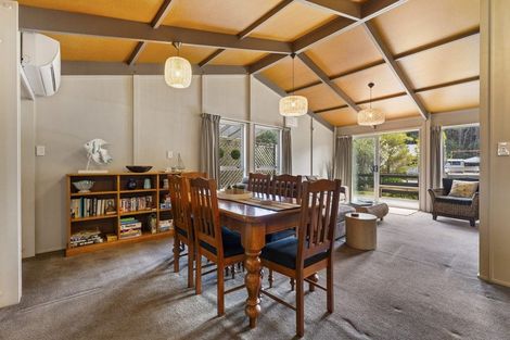 Photo of property in 6 Cousins Avenue East, Foxton Beach, Foxton, 4815