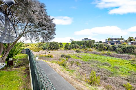 Photo of property in 23 Ginko Place, Mangere, Auckland, 2022