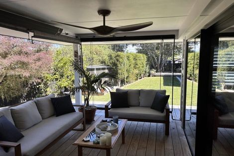 Photo of property in 115a Rosario Crescent, Red Beach, 0932