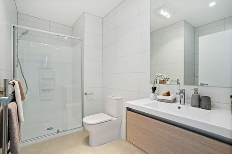 Photo of property in 12 Juniper Drive, Rosehill, 2113