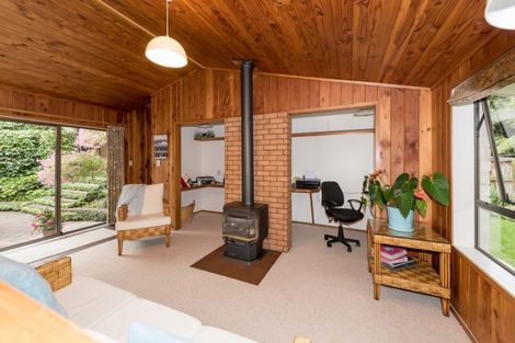 Photo of property in 3 Hebe Place, Birkenhead, Auckland, 0626