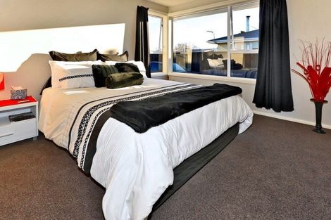 Photo of property in 19 Cunningham Place, Halswell, Christchurch, 8025