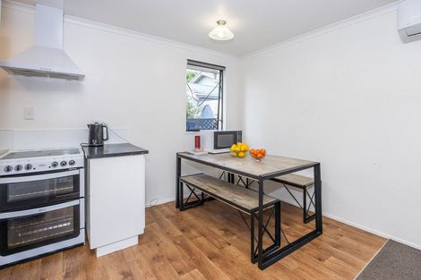 Photo of property in 76c Bandon Street, Frankton, Hamilton, 3204