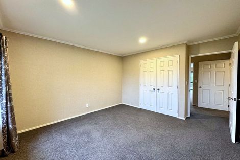 Photo of property in 26 Maghera Drive, East Tamaki Heights, Auckland, 2016