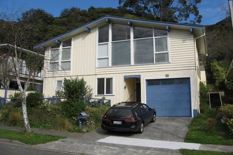 Photo of property in 16 Mission Street, Waterloo, Lower Hutt, 5011