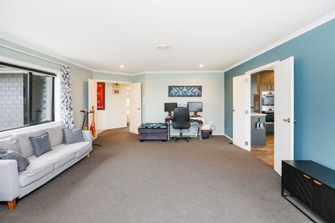 Photo of property in 52 Centre Road, Aokautere, Palmerston North, 4471