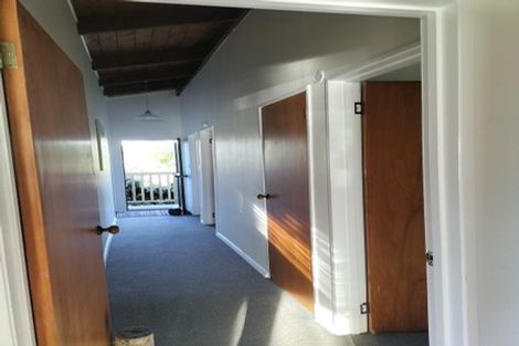 Photo of property in 41c Langton Road, Stanmore Bay, Whangaparaoa, 0932