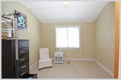 Photo of property in 3 Nash Parade, Foxton Beach, Foxton, 4815