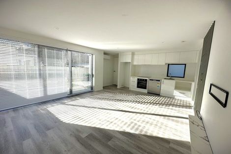 Photo of property in 3/58 Division Street, Riccarton, Christchurch, 8041