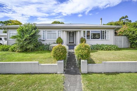 Photo of property in 98 Duchess Crescent, Mayfair, Hastings, 4122