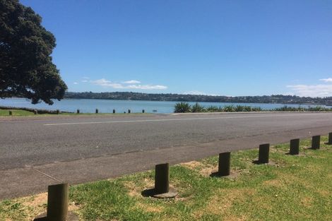 Photo of property in 1 Waterfront Road, Mangere Bridge, Auckland, 2022