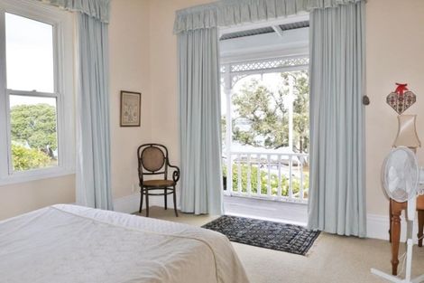Photo of property in 6 King Edward Parade, Devonport, Auckland, 0624