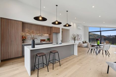 Photo of property in 7 Mason Street, Wanaka, 9305