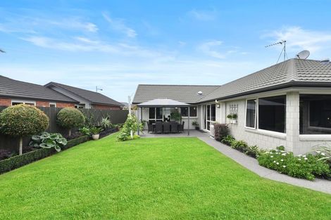 Photo of property in 21 Merlin Close, Huntington, Hamilton, 3210