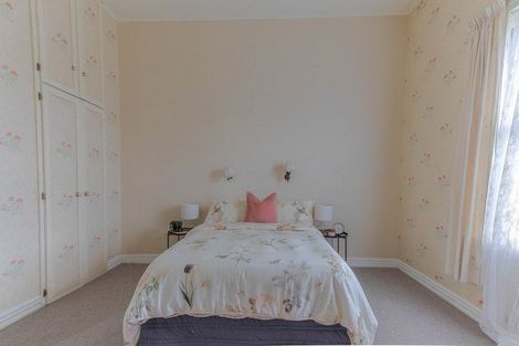 Photo of property in 16 Toia Street, Marton, 4710