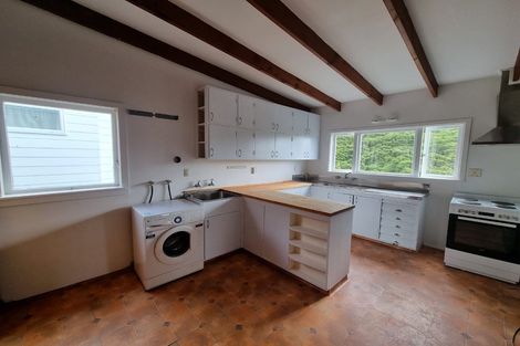 Photo of property in 94 Karepa Street, Brooklyn, Wellington, 6021