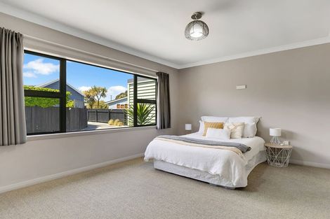 Photo of property in 9 Richard Street, Titahi Bay, Porirua, 5022