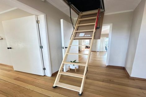 Photo of property in 1/11 Hill Crescent, New Lynn, Auckland, 0600